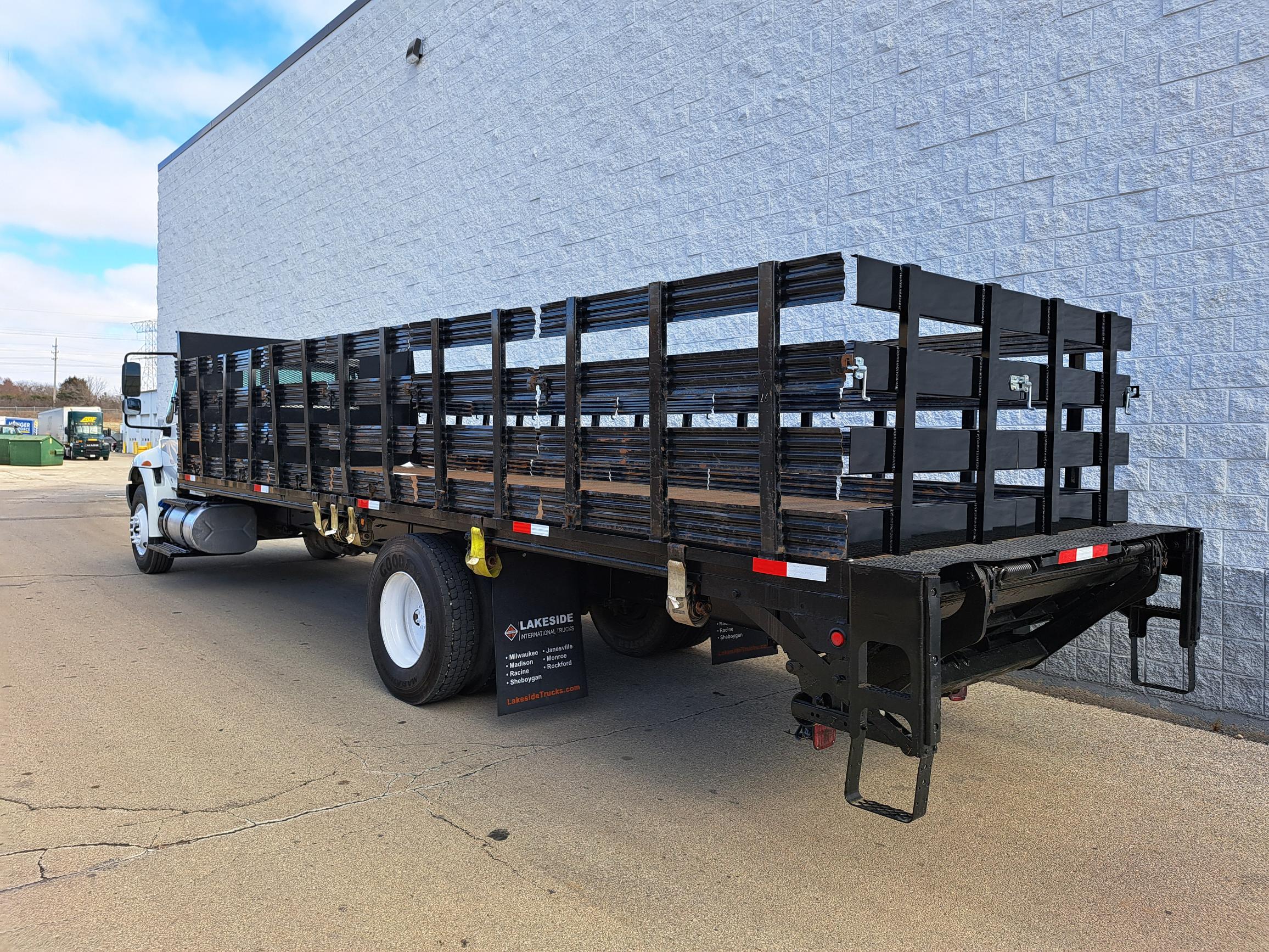 2019 INTERNATIONAL 4300 2019 INTERNATIONAL 4300 - image 4 of 6