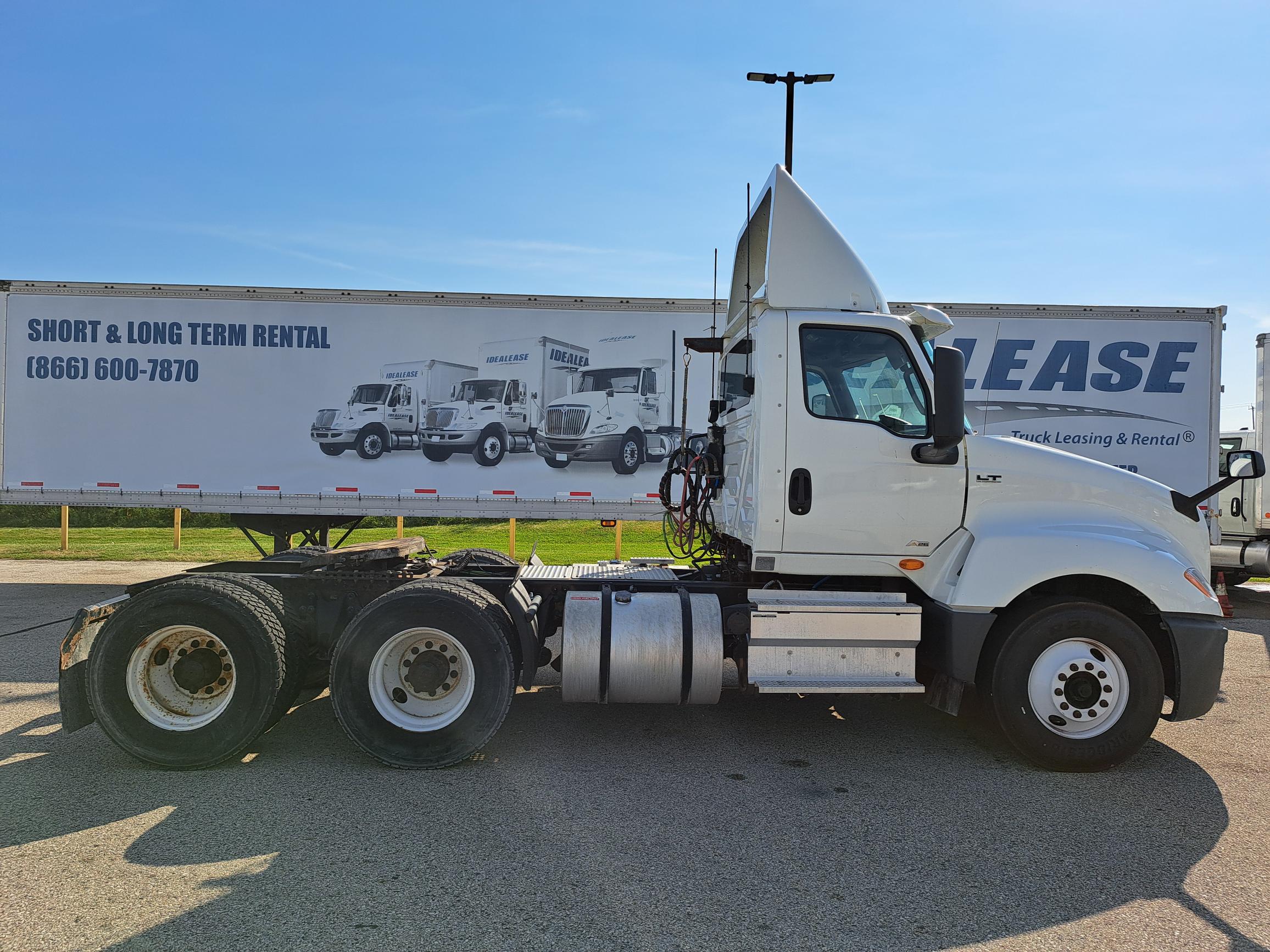 2019 INTERNATIONAL LT625 - image 6 of 6