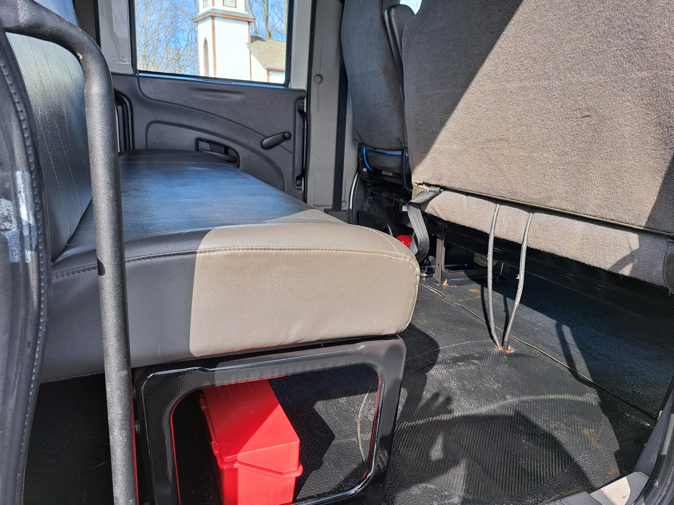 2019 INTERNATIONAL 4300 UT47051-17 2019 INTERNATIONAL 4300 UT47051-17