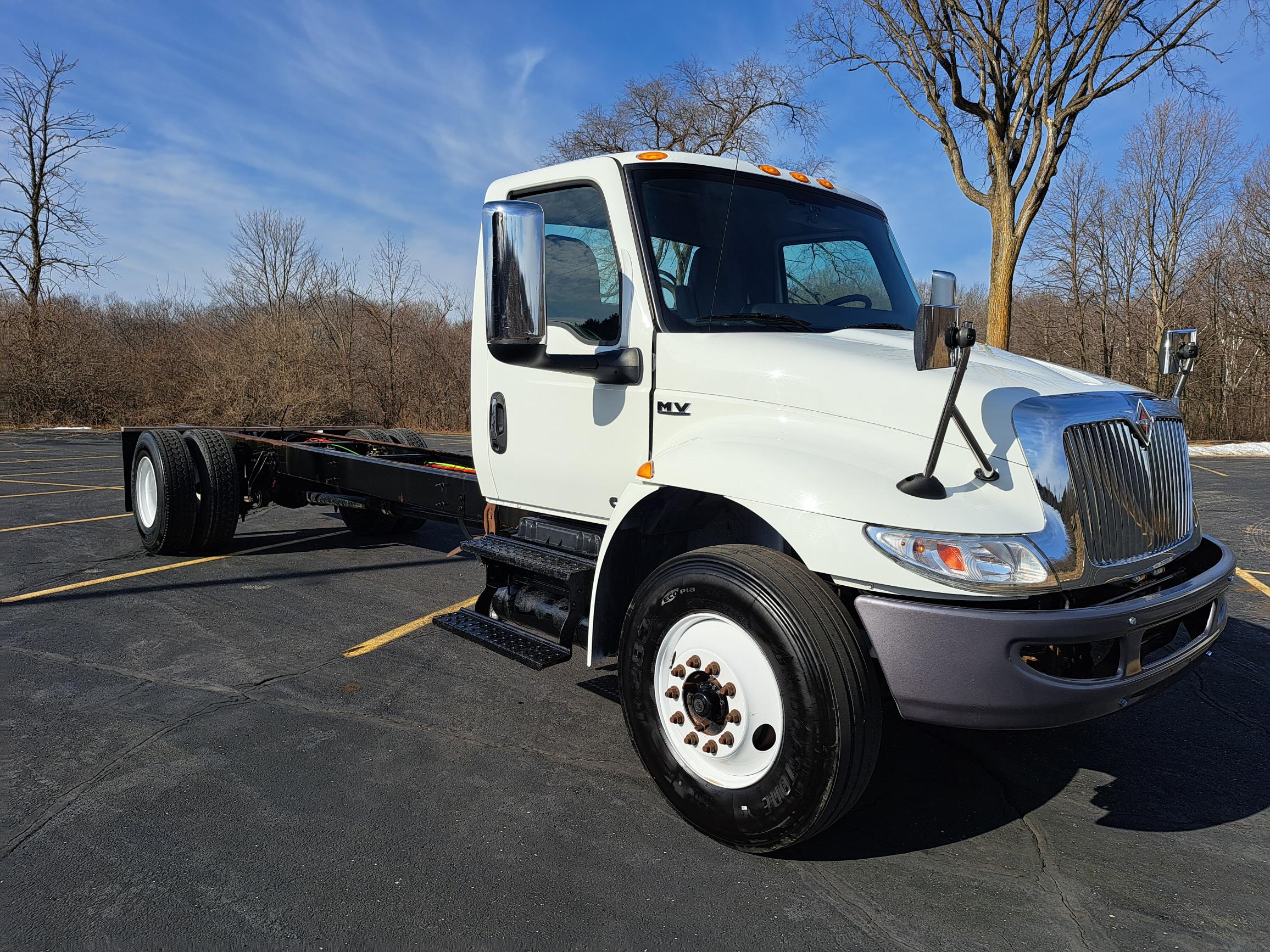 2020 INTERNATIONAL MV607 2020 INTERNATIONAL MV607 - image 1 of 6