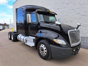 2021 INTERNATIONAL LT625 UT47067-01