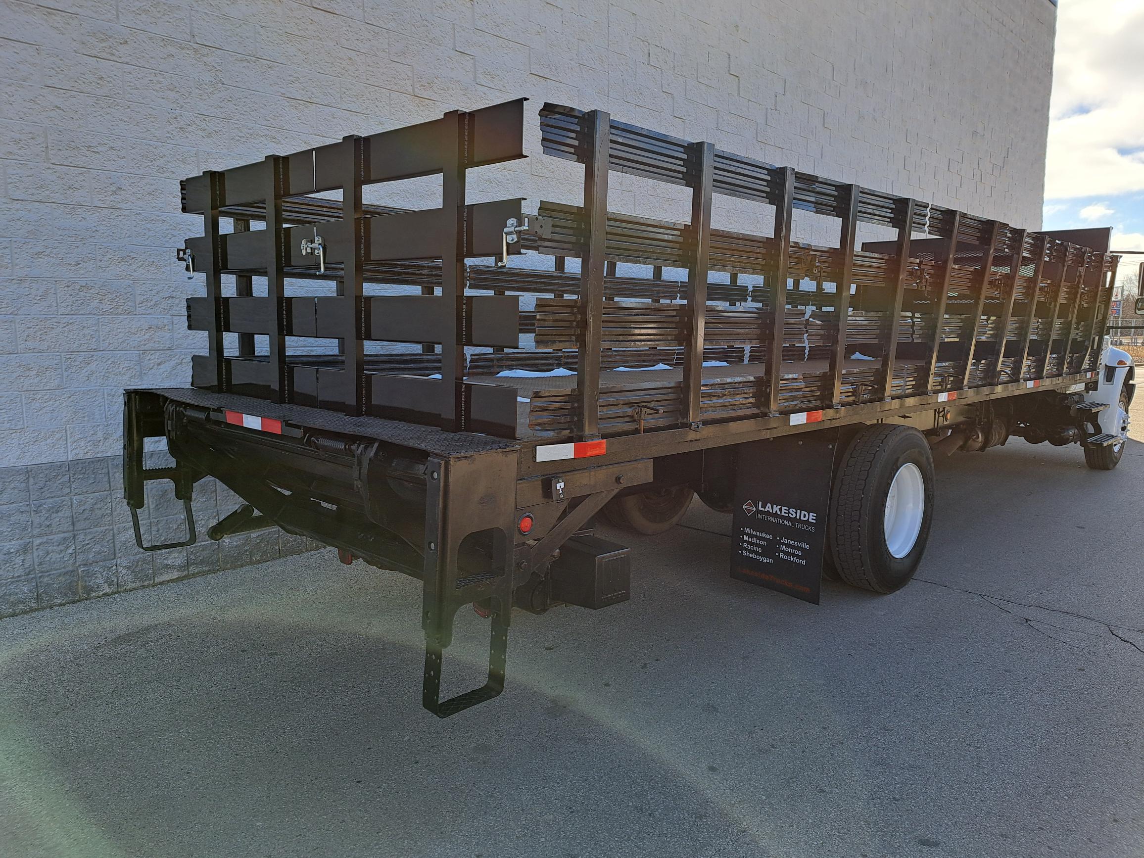 2019 INTERNATIONAL 4300 - image 3 of 6