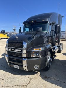 2019 Mack ANTHEM UT18164-01