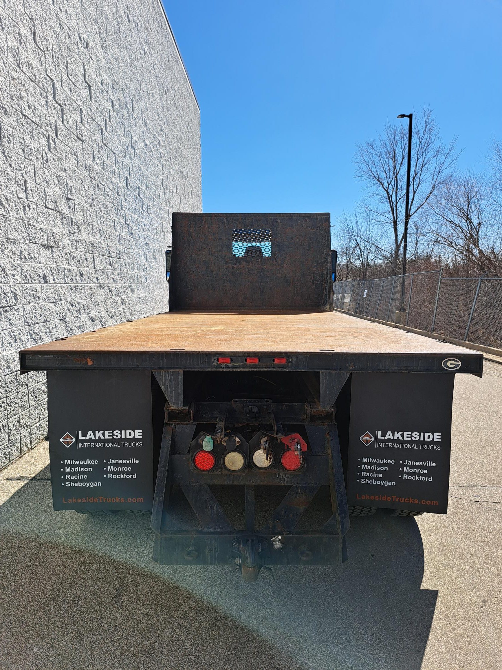 2020 International - image 6