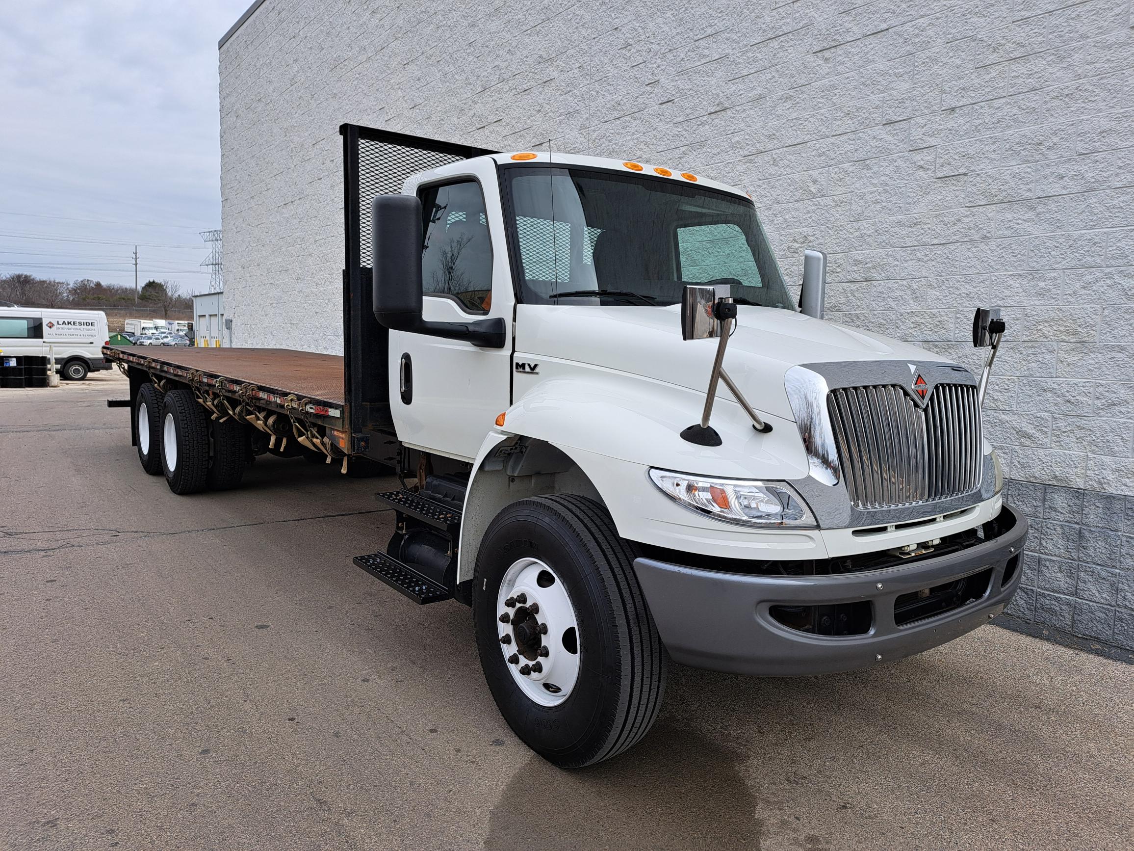 2021 International MV - image 1