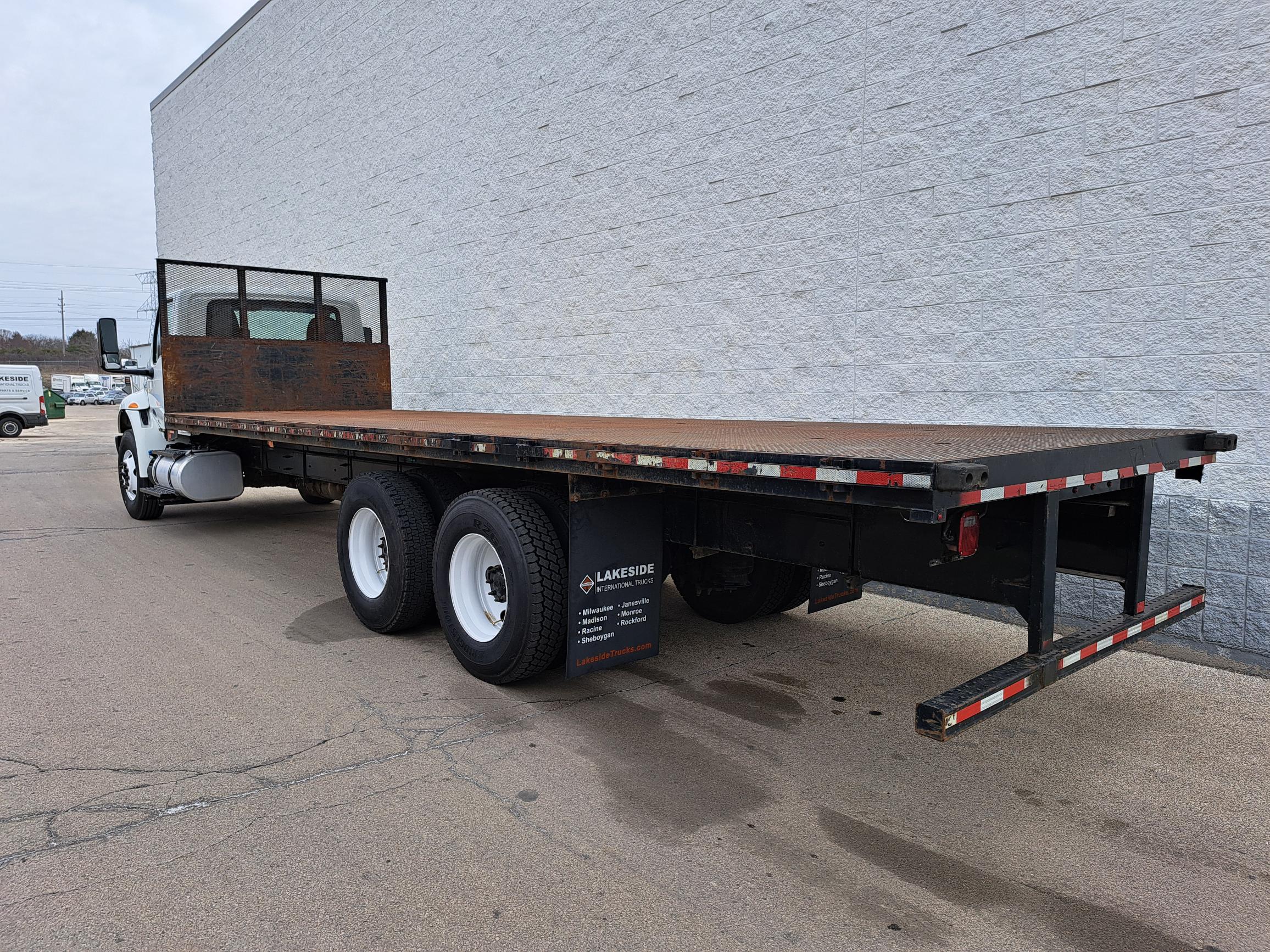 2021 International MV - image 4