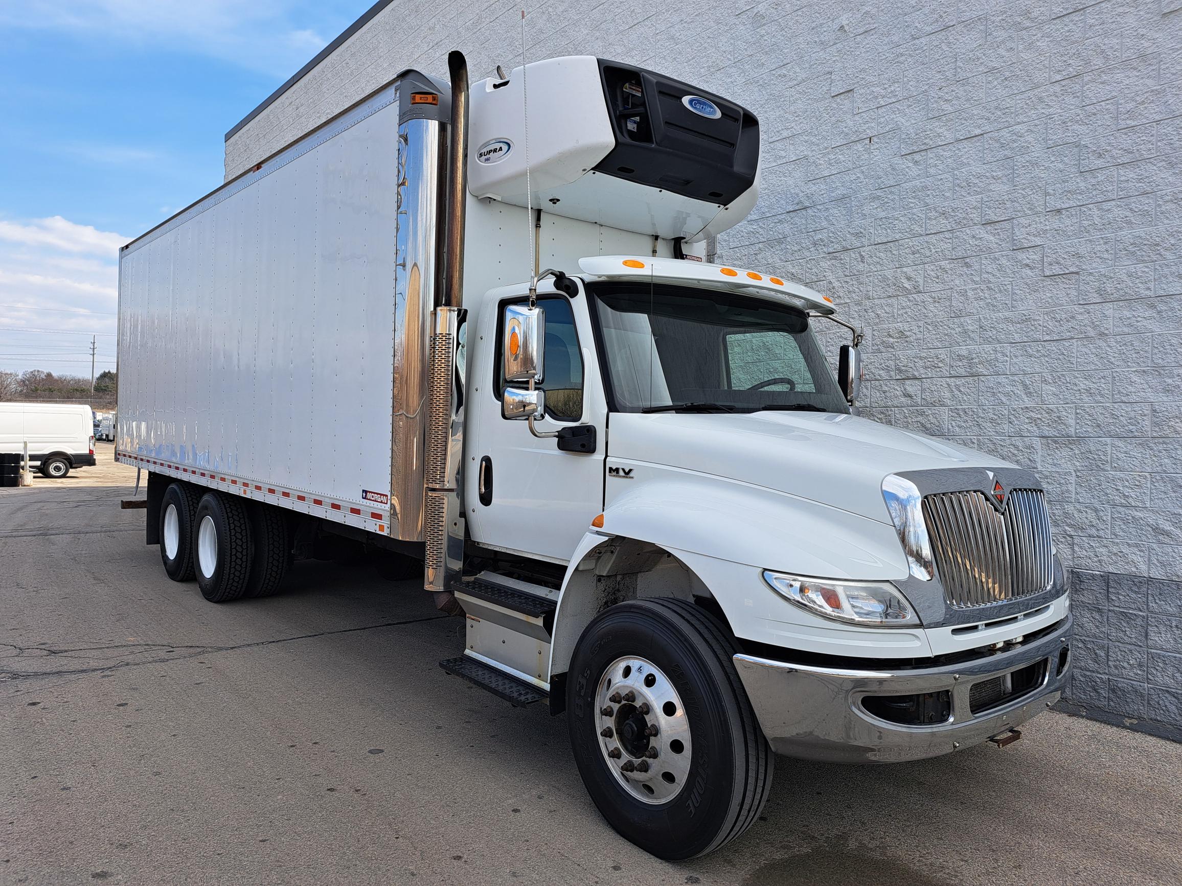 2020 International MV - image 1