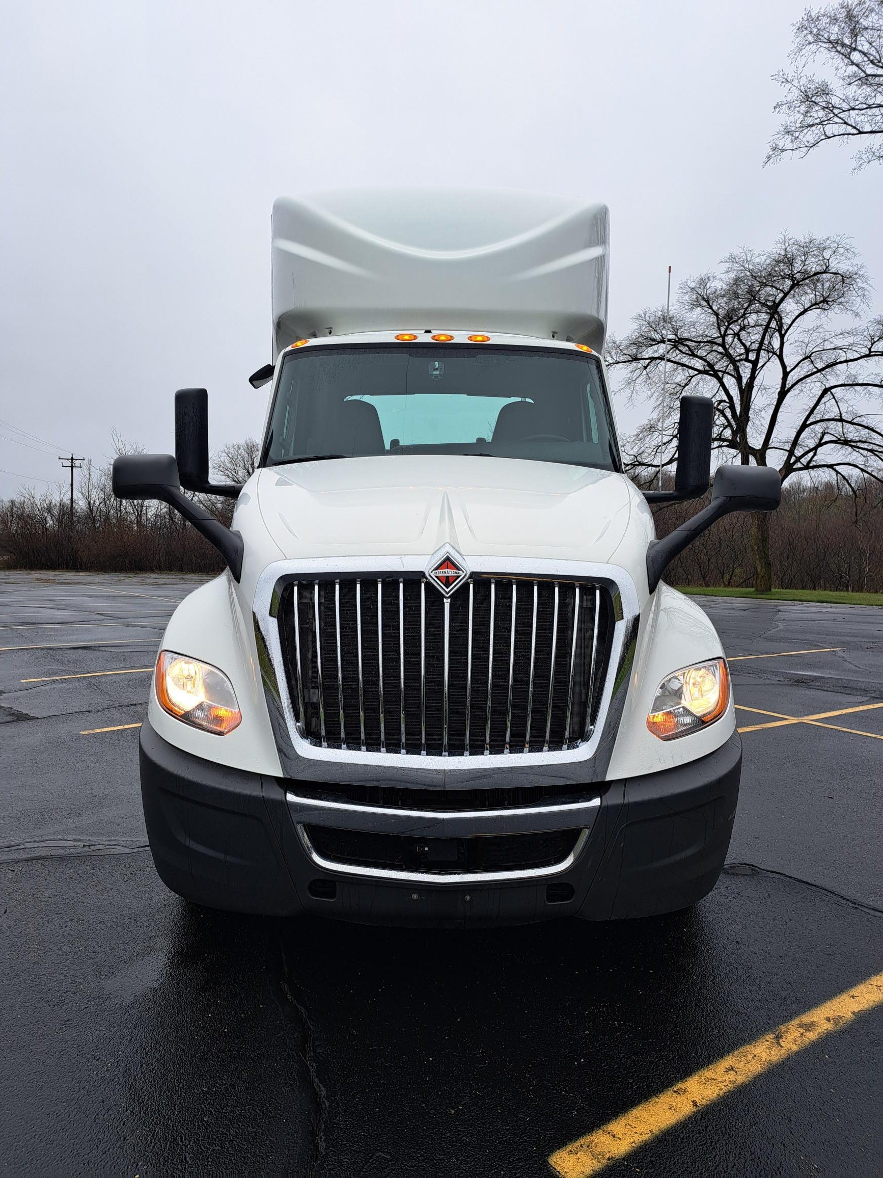 2021 INTERNATIONAL LT625 - image 5 of 6