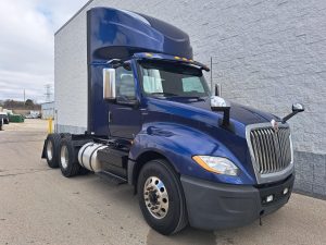 2019 INTERNATIONAL LT625 UT47073-01