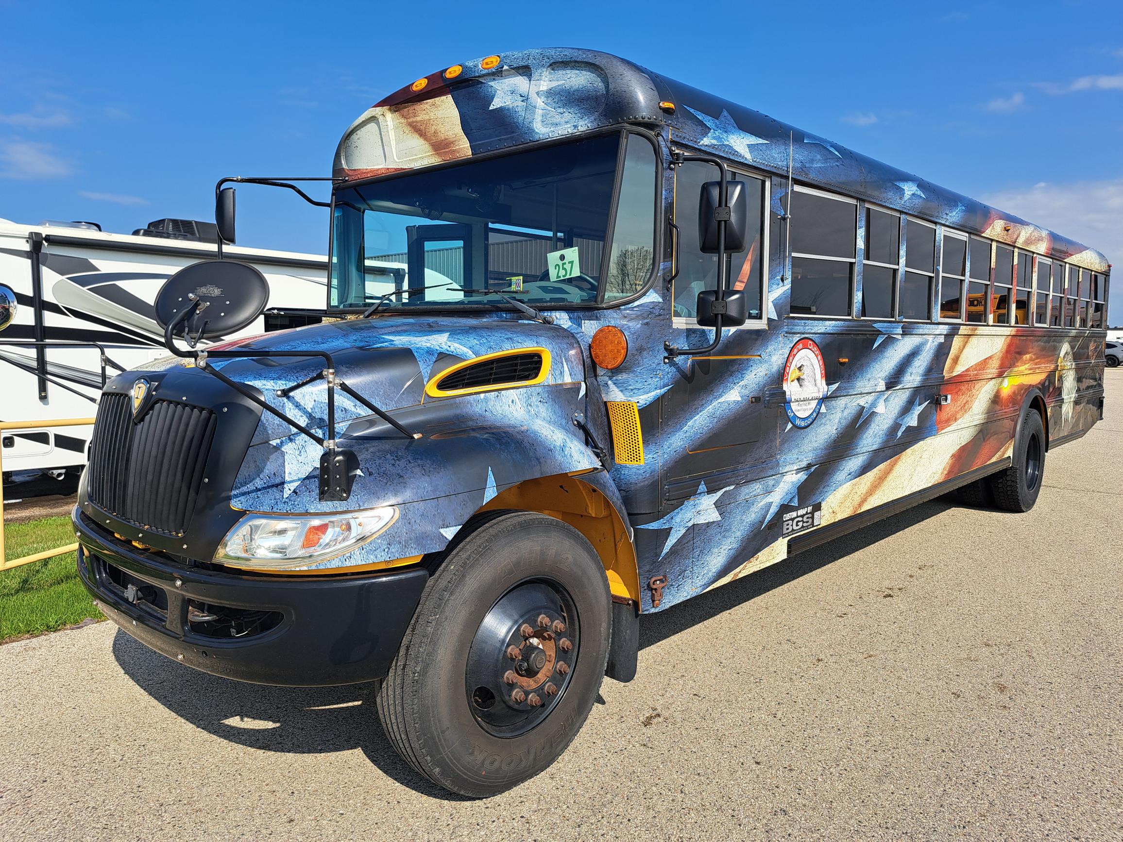 2018 IC BUS PB105 - image 3 of 6