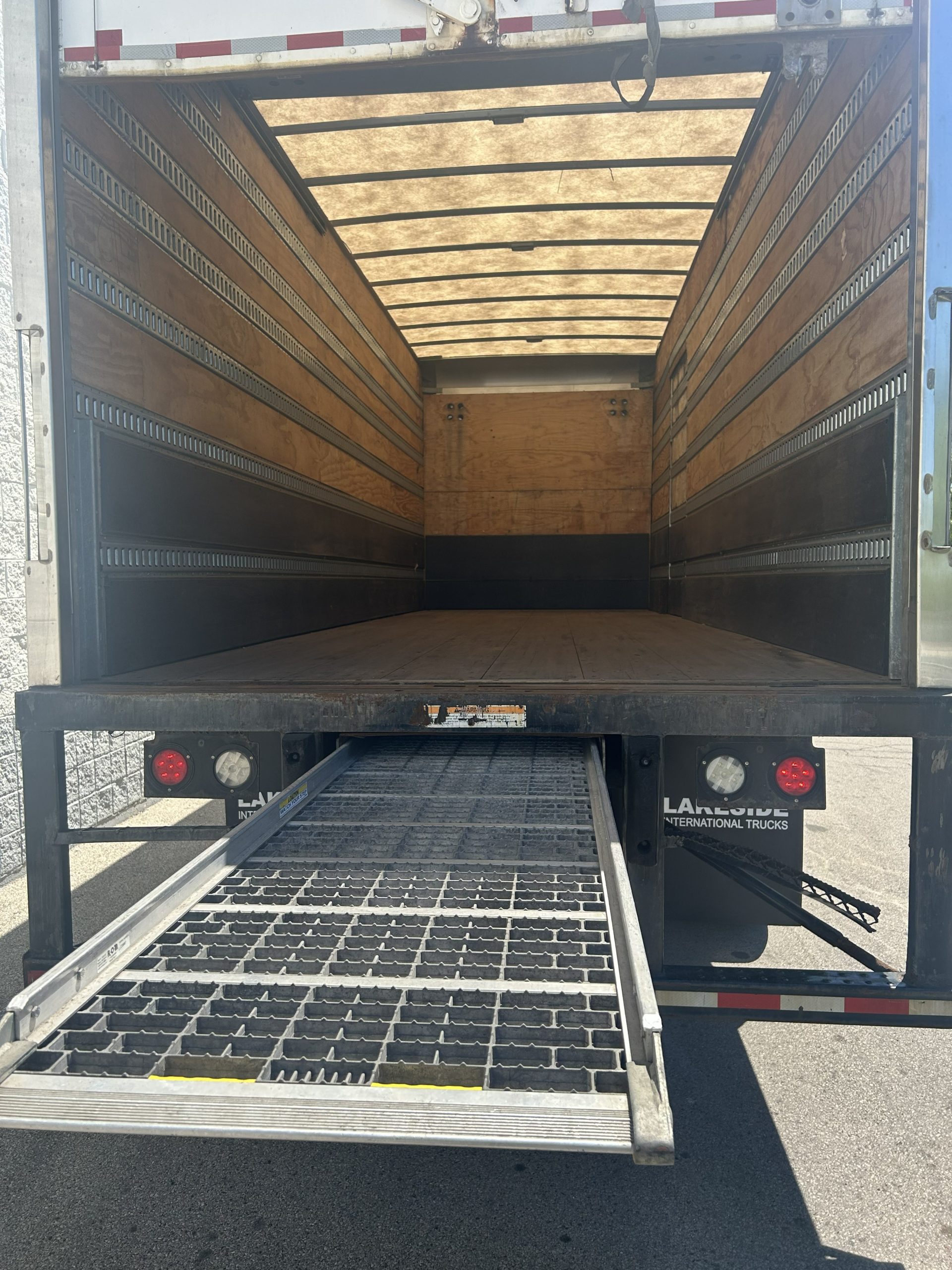 2020 INTERNATIONAL MV607 2020 INTERNATIONAL MV607 - image 3 of 6