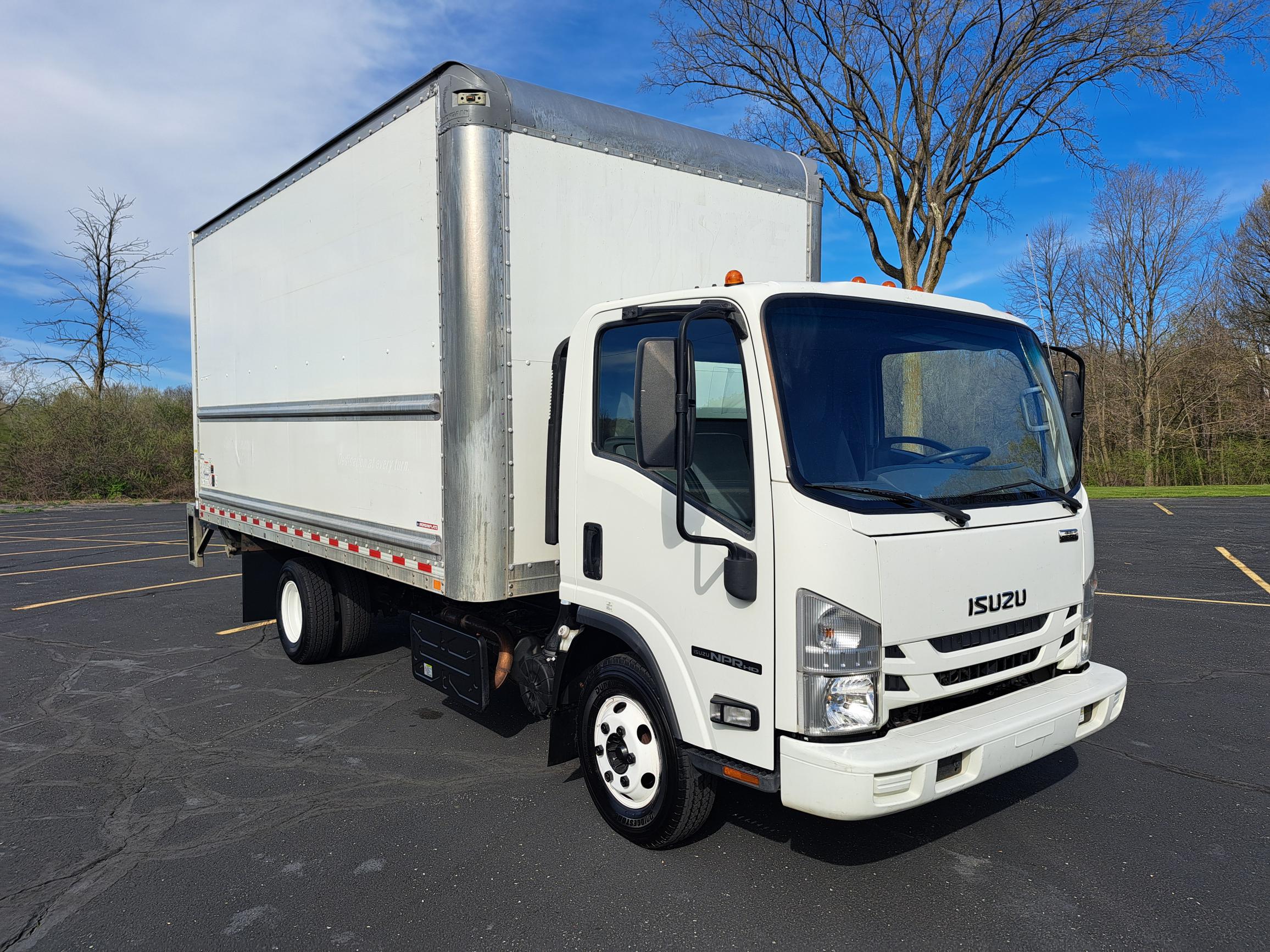 2021 Isuzu NPR - image 1 of 6