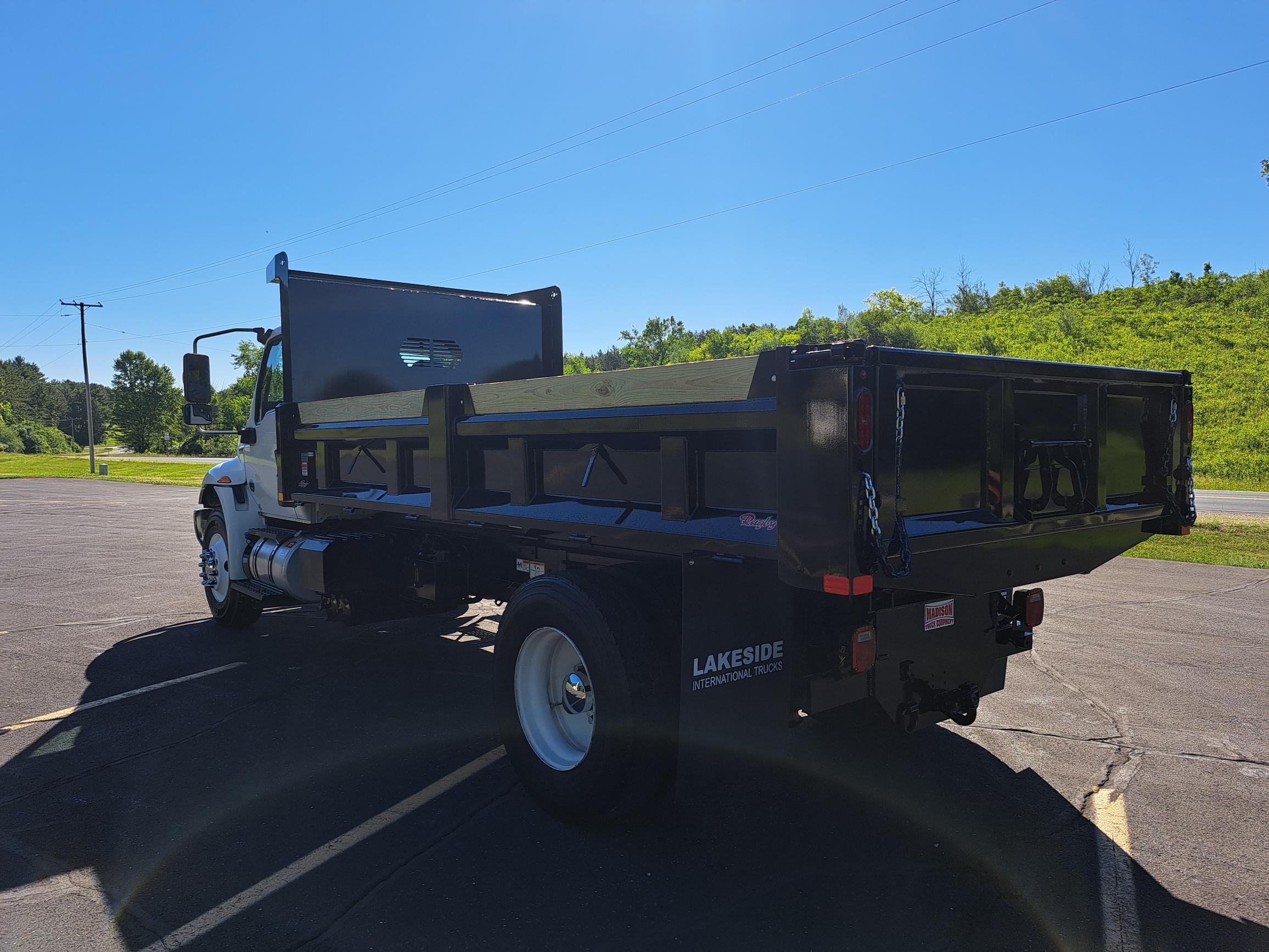 2019 INTERNATIONAL MV607 2019 INTERNATIONAL MV607 - image 4 of 6