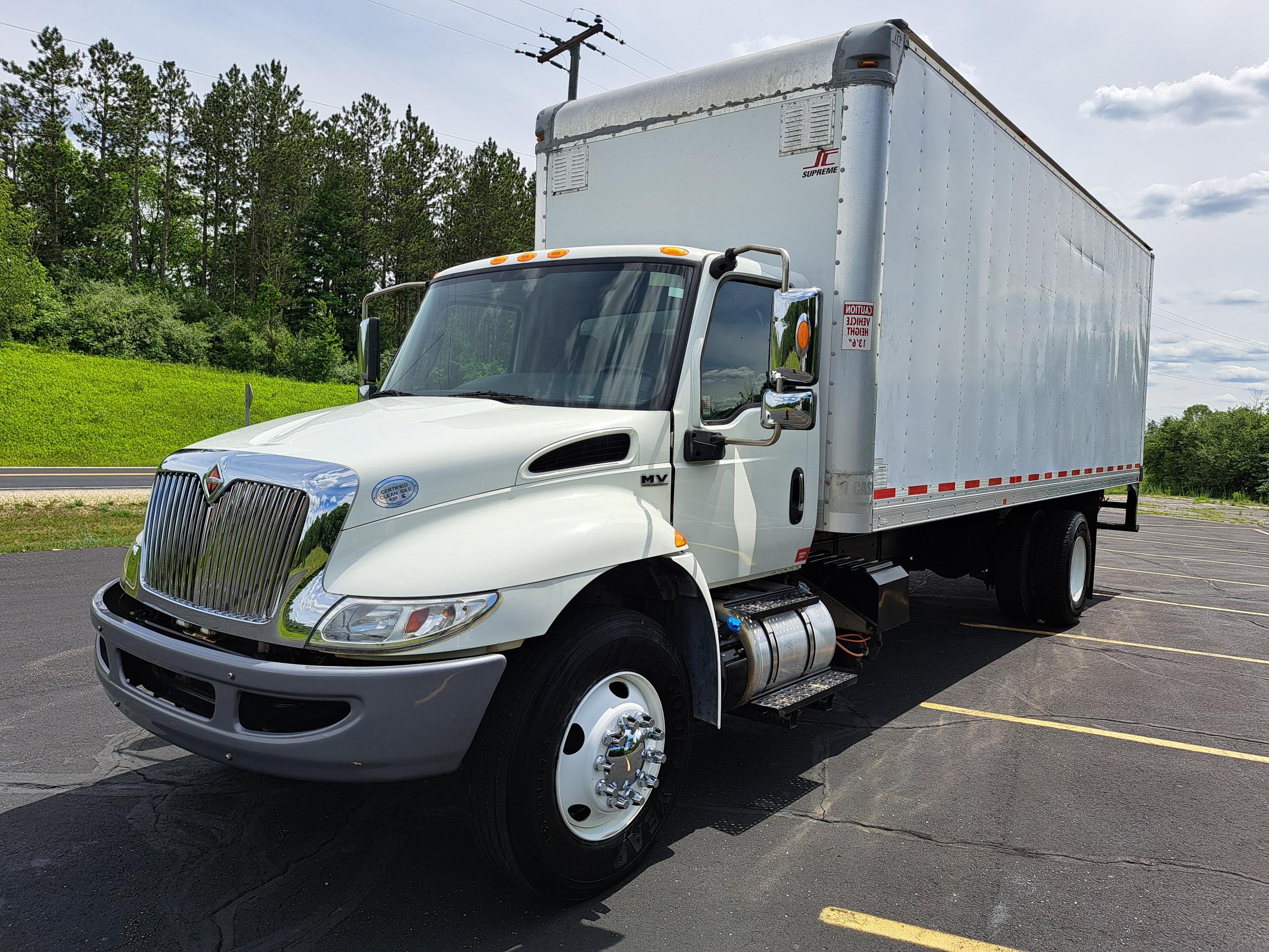2020 INTERNATIONAL MV607 2020 INTERNATIONAL MV607 - image 3 of 6