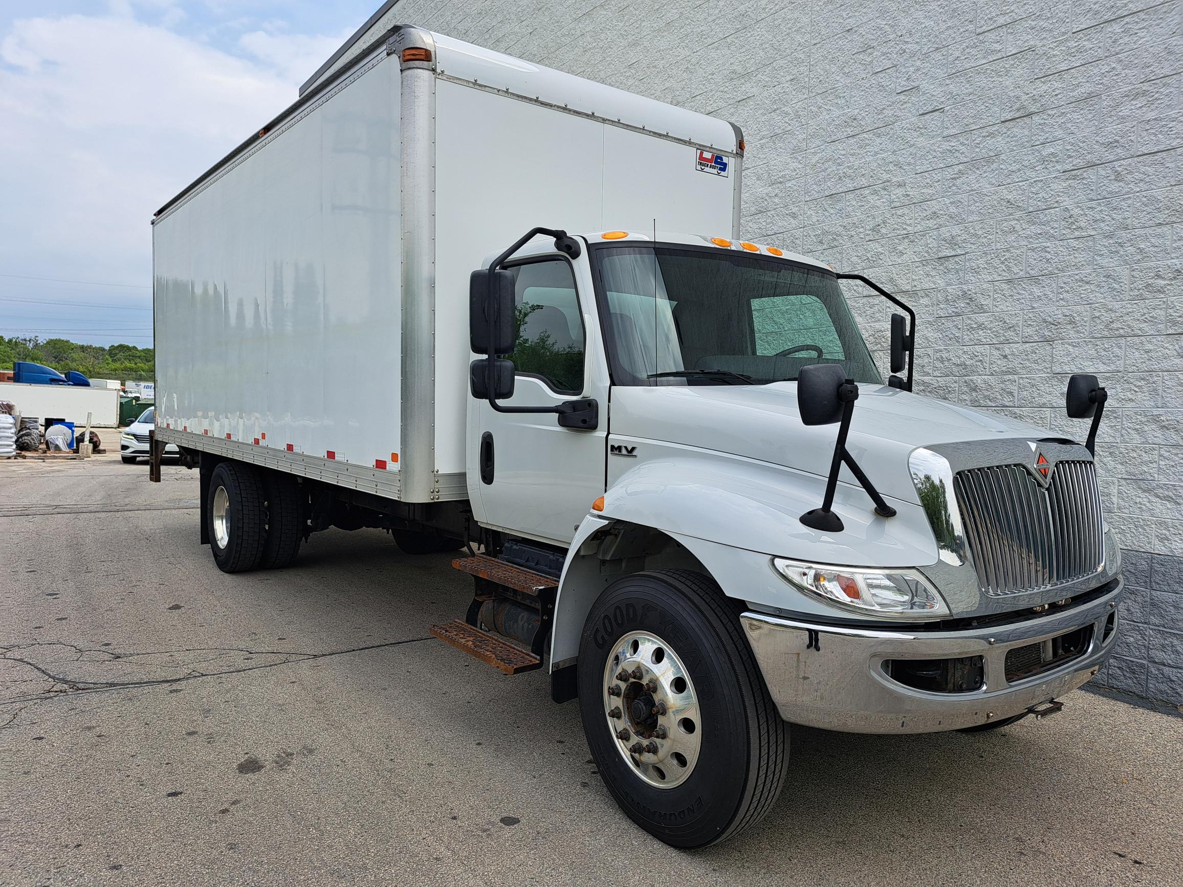 2019 INTERNATIONAL MV607 - image 1 of 6