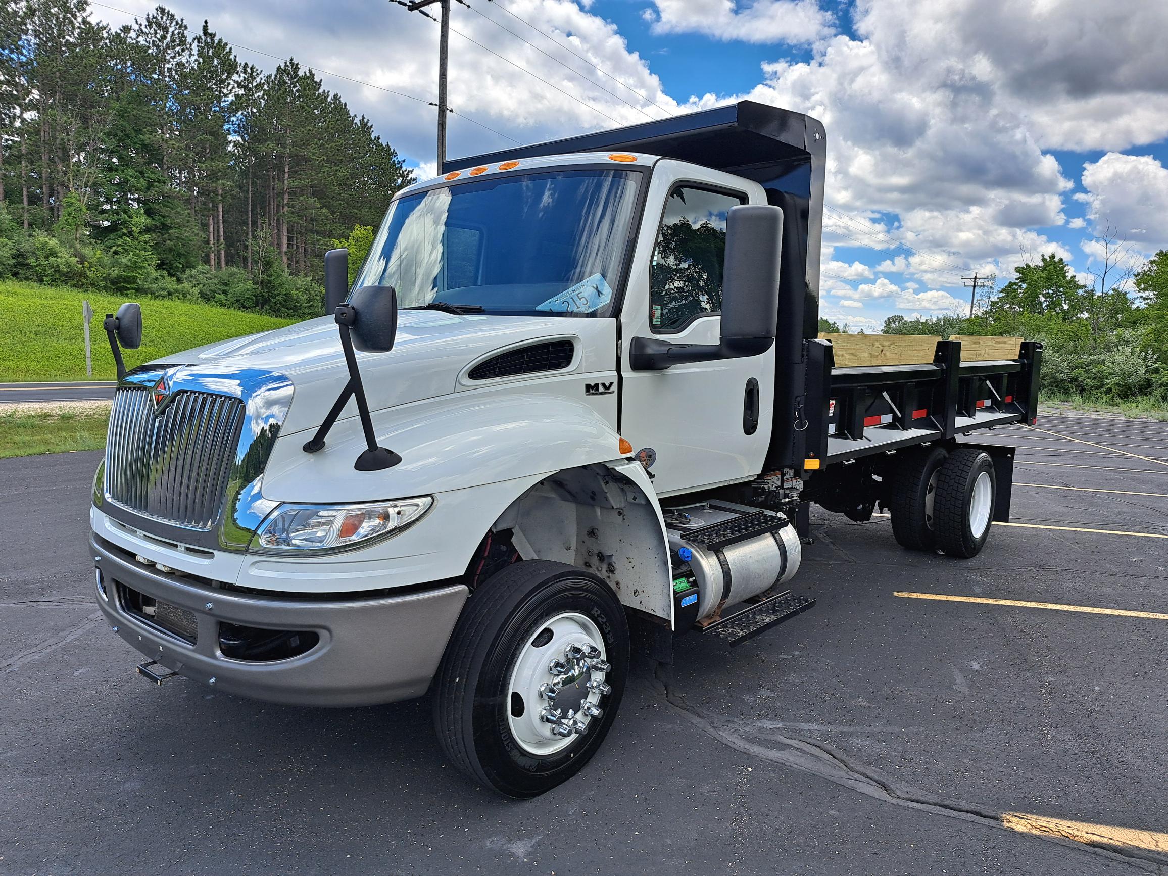 2021 INTERNATIONAL MV607 2021 INTERNATIONAL MV607 - image 3 of 6