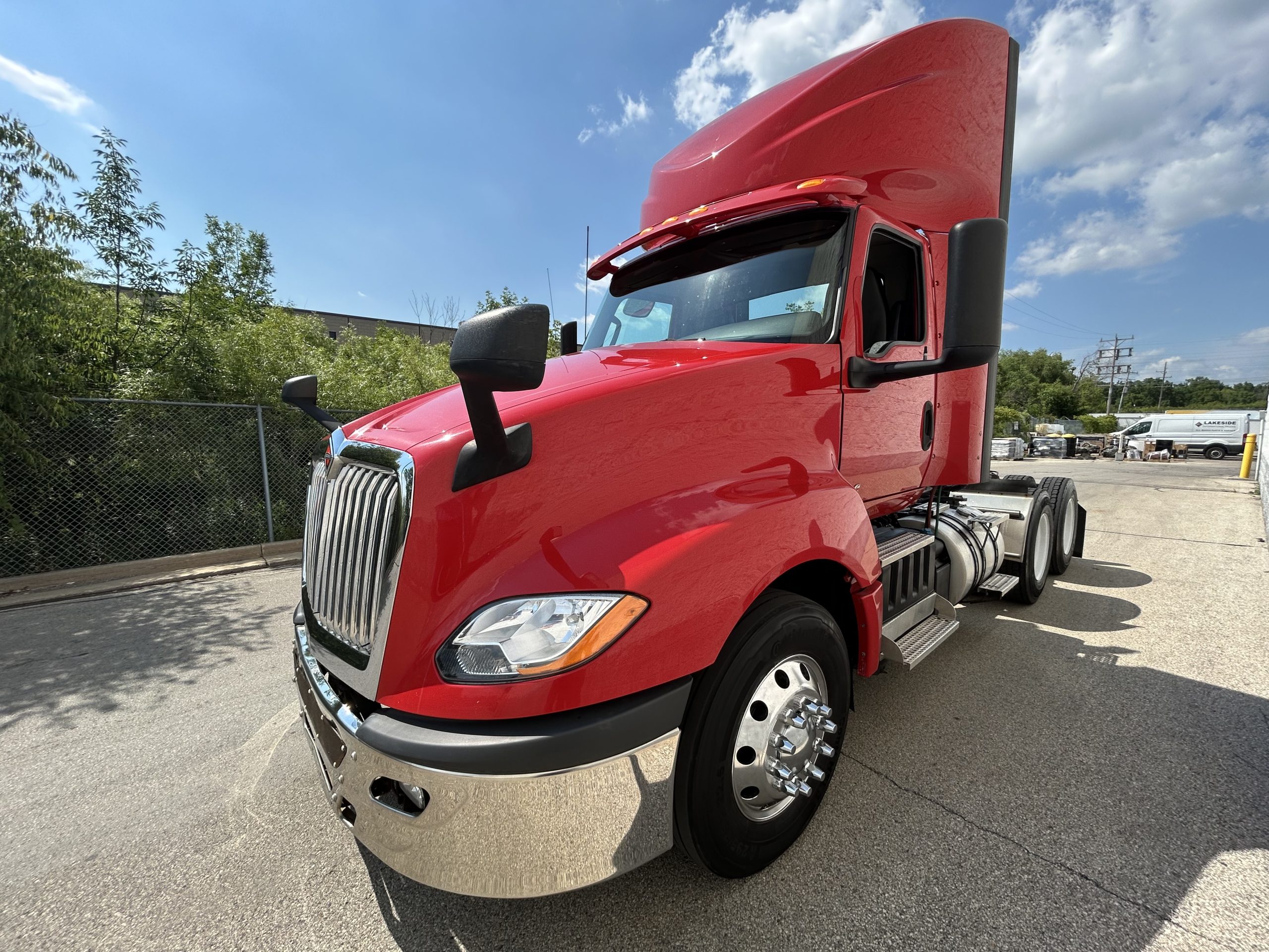 2019 International LT — photo 2