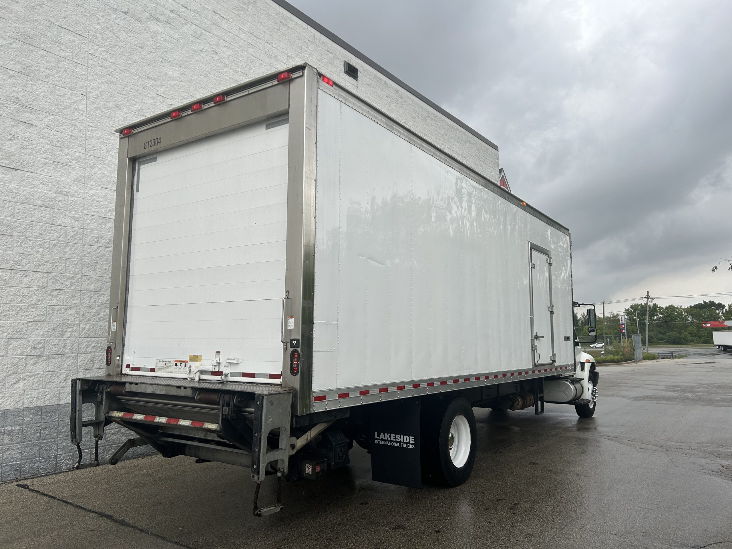 2019 International 4300 2019 International 4300 - image 3 of 6
